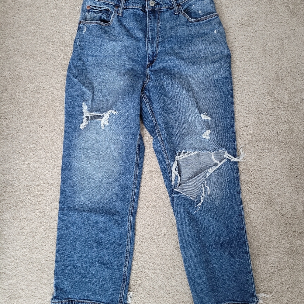 Abercrombie and Fitch curve love distressed ankle jean